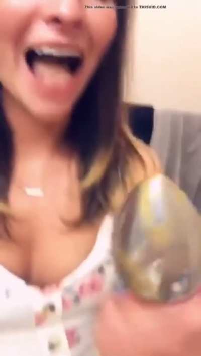 Slutt<wbr>ylitt<wbr>lelex Cleaning Her Buttplug