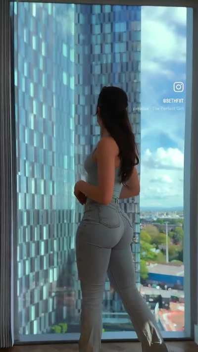 I’m sure you won’t mind me spamming her ass
