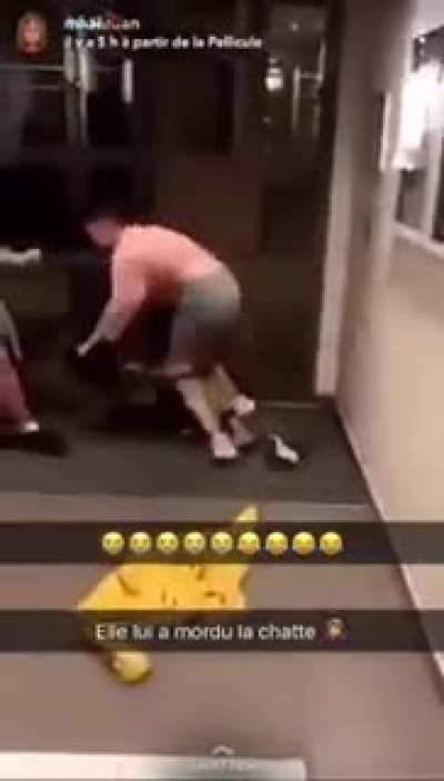 Girl get slammed to the ground, Decides to bite opponents pussy the get away