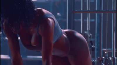 Teyana Taylor dancing
