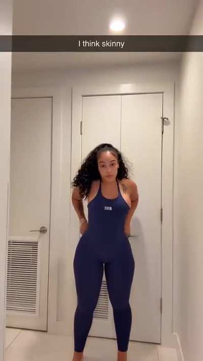 Joie Chavis (@joiechavis)