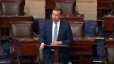 Sen Chris Murphy: A UAE investor secretly gave Trump 187 million dollars and his top Middle East envoy 31 million dollars. And then Trump gave that investor access to sensitive defense technology that broke decades of national security precedent