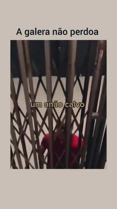 Jumpscary de anão
