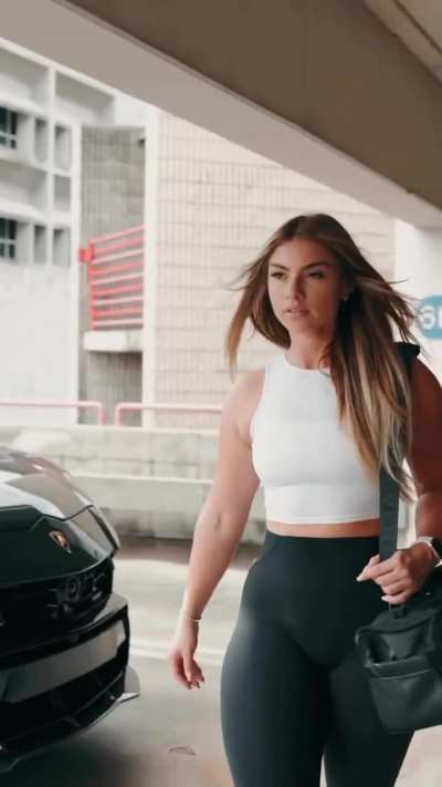 Sabrina Nicole
