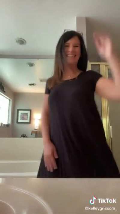 Milf booty | I hope this trend catches on