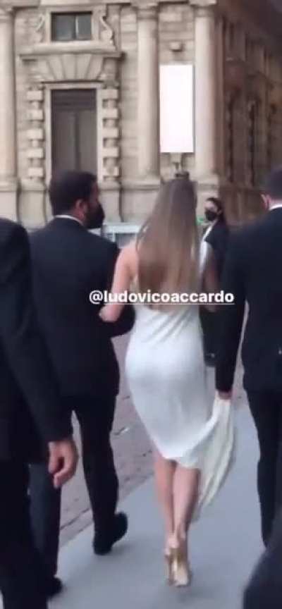 ester walking