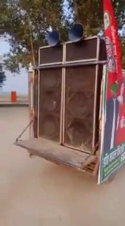Itna dank nehi chahiye tha.
