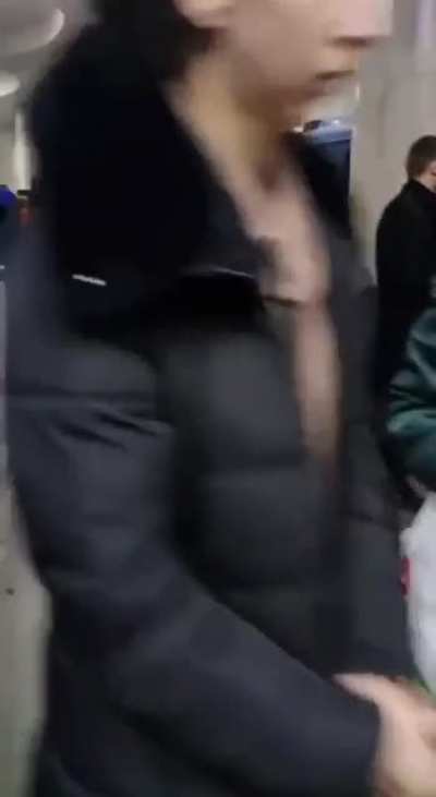 Latest footage from Ukraine's Kharkiv subway. People are really desperate.