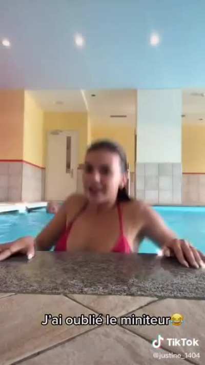 Pool party