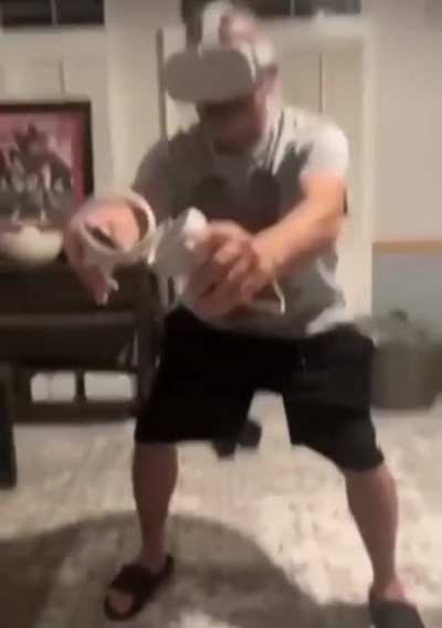 WCGW: Playing NFL in VR?