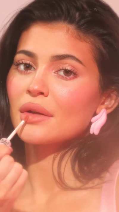 For Kylie Cosmetics