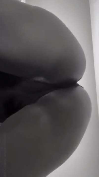 Jayde Black & White 🍑😈🇨🇦🇯<wbr>🇲