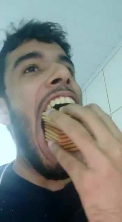 Mmm... Crackers.