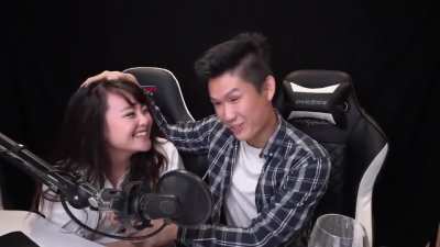 Nothing special just 1 minute of Henry and Jeannie roasting each other
