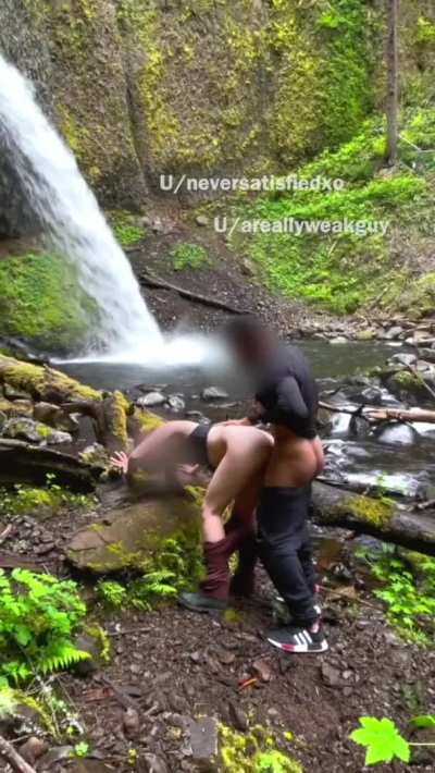 u/areallyweakguy made me wetter than a waterfall