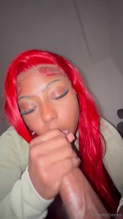 She suckin’ soul out bro 🔥