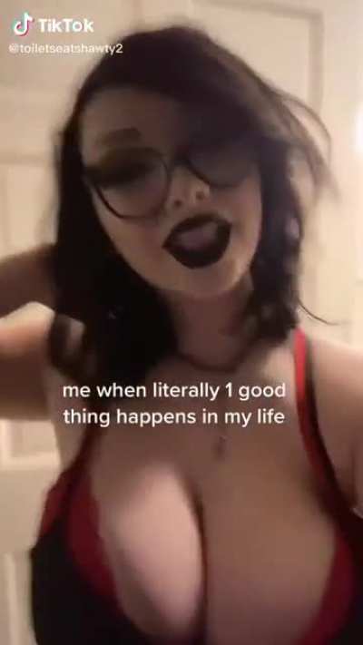 Imagine fucking those tits