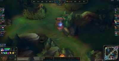 Sona Jumpscare, when the prey becomes the hunter