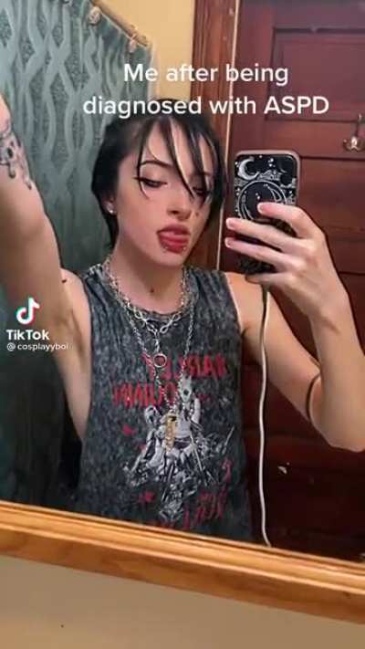 I’m a lot like joker 😼😼