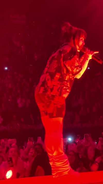 Hottie on tour