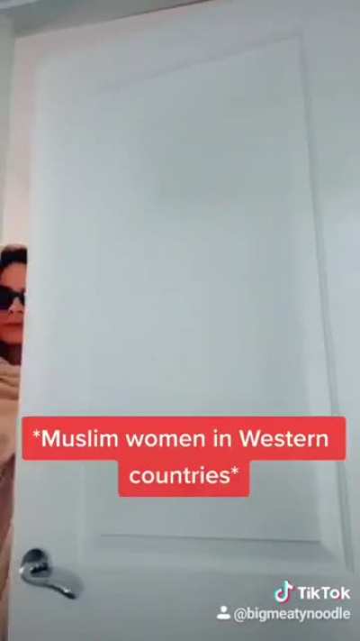 Found this on Twitter, also can anyone tell why liberals think the same? Shouldn't they be supporting exmuslims, yet i see the opposite.