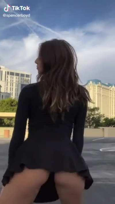 Flaunting that ass
