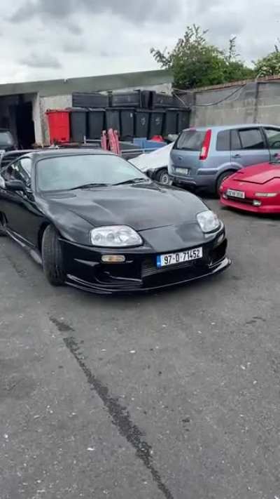 Absolutly cracking car