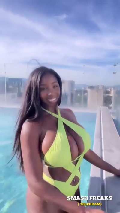 😊