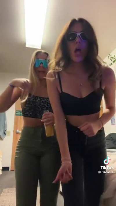 @oliviahilts