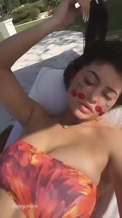Goddess Kylie (GFY)