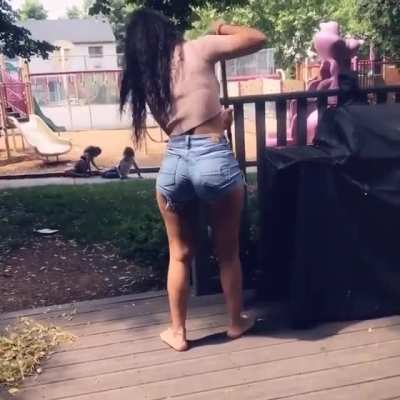 Her body is banging