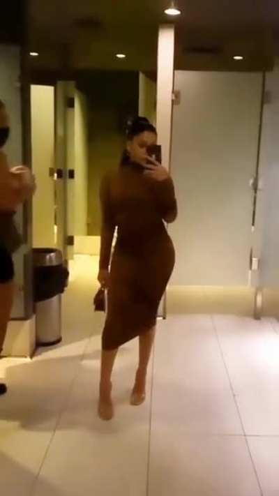 Sticking that Ass Out