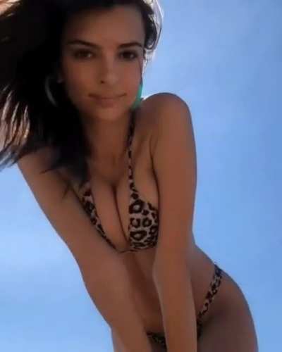 She's so fine