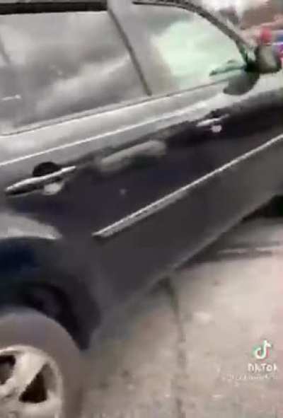 Driving away in a hurry after hitting someone’s car