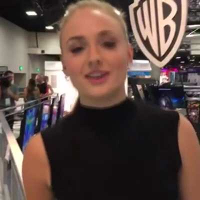 Would love to put Sophie Turner's ponytail to good use