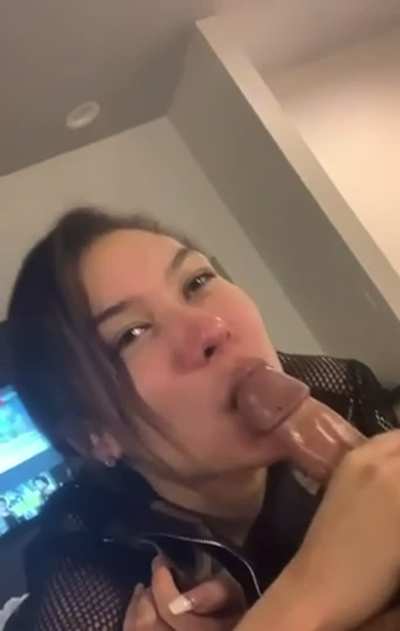 A cute relaxing blowjob
