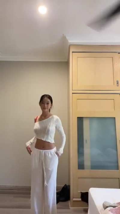 Anyone who knows her pm me