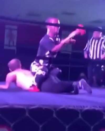 Now that's what I call a finishing move!