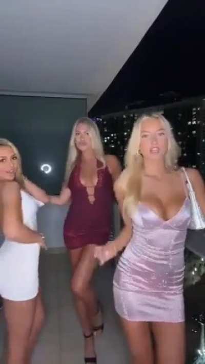 Look at those tits