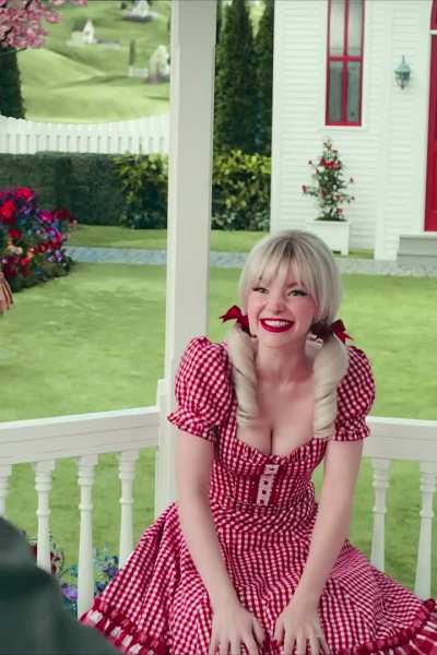 Dove Cameron