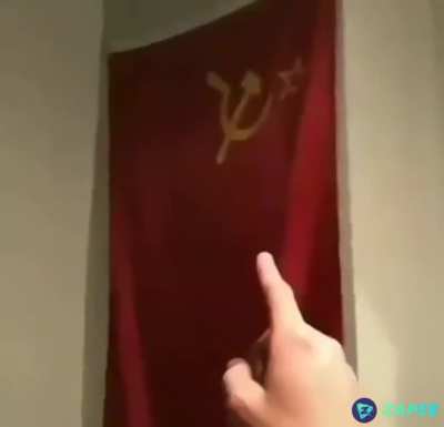estará sempre em nossos coraçoes