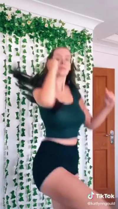 Katie Gould in Tight Booty Shorts 🍑