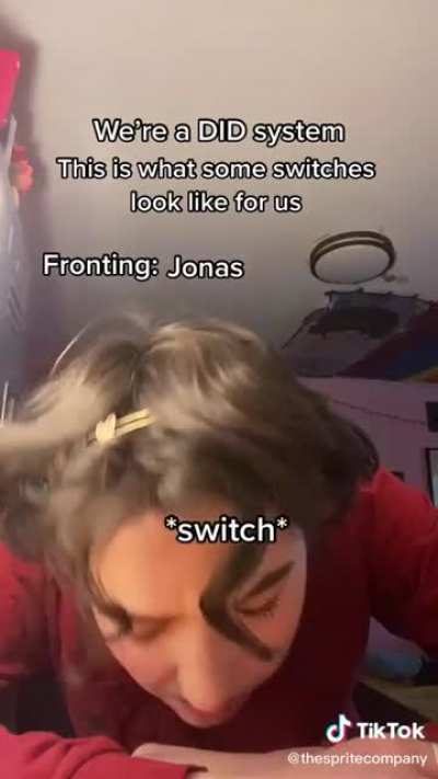 😐