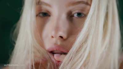 This video makes part 2 of our series, and wow is it special! If anyone doesn’t know the creator, u/bac<wbr>k_doo<wbr>r_man makes amazing hypno and their skill with dialogue and sound make this drool inducing and clit tingling 😜. The interjections of yummy suck and