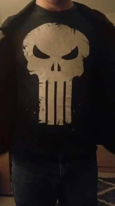 Apparently it's not normal to match your shirt with your jacket. All the girlfriend did was laugh and tell me this belonged here