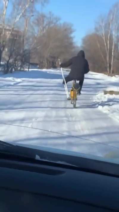 Crutch peddling
