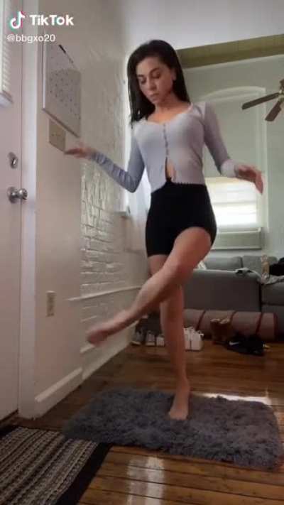 Bra- less