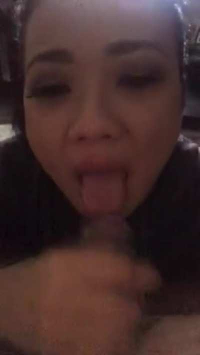 Finally finished him cuming in my mouth 👄
