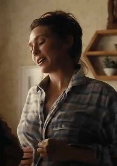 Imagine Elizabeth Olsen on top of you