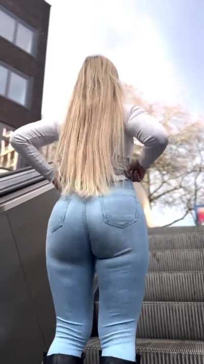 joliejuiicy on ig